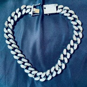 Thick Silver Chain Link Necklace, w/ diamonds.